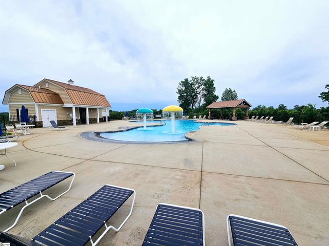 41 Hurshfield Court, Taylors, SC 29687