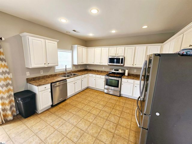 41 Hurshfield Court, Taylors, SC 29687