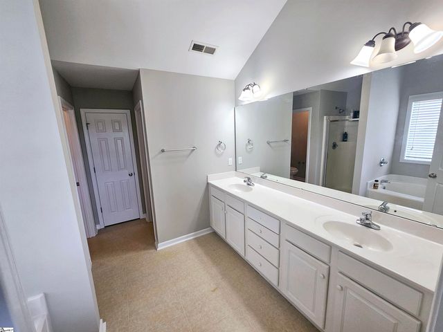 41 Hurshfield Court, Taylors, SC 29687