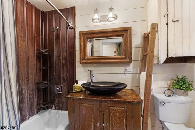 63 Mulford Rd, Andover Twp., NJ 07848