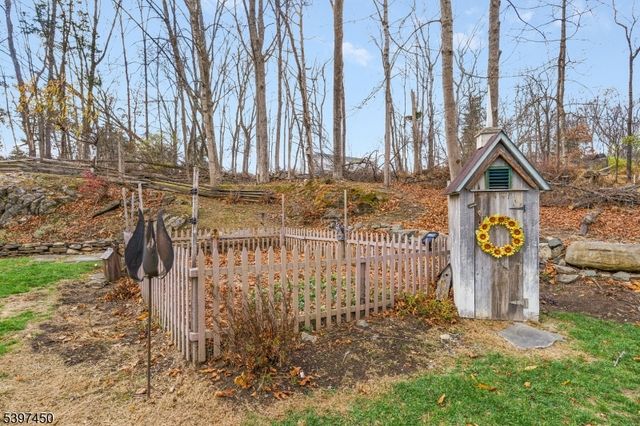 63 Mulford Rd, Andover Twp., NJ 07848