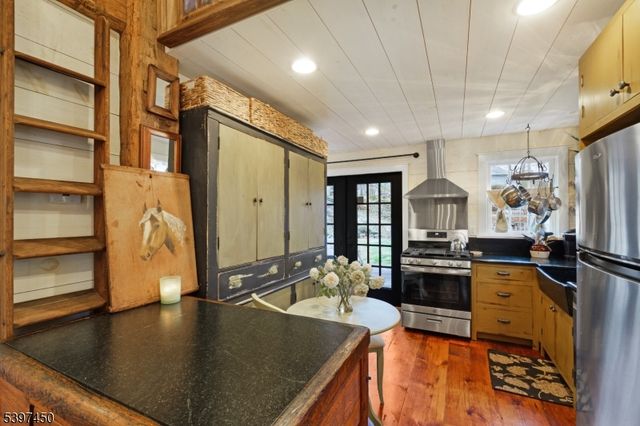 63 Mulford Rd, Andover Twp., NJ 07848