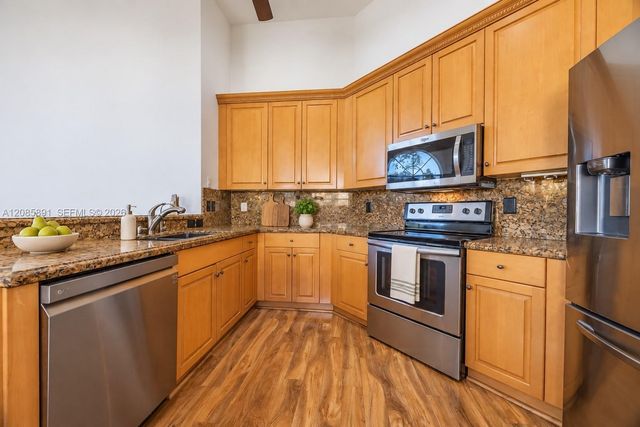 10722 Grande Palladium Way, Boynton Beach, FL 33436