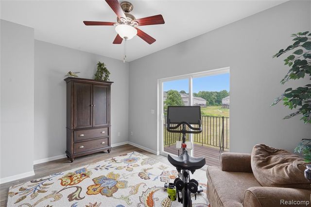 2138 Knotty Pine Trail, Howell, MI 48855