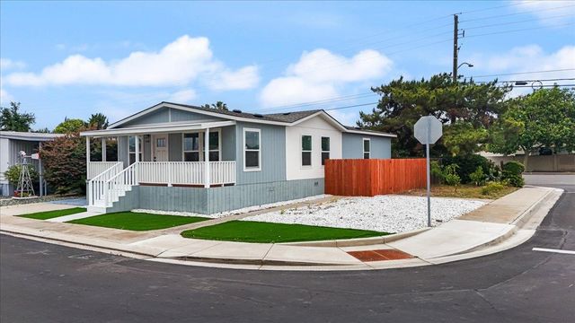 3100 Celebrity Ln, Modesto, CA 95350