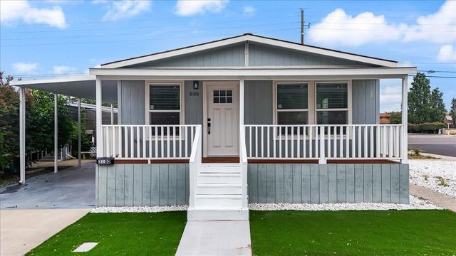 3100 Celebrity Ln, Modesto, CA 95350