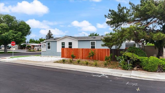 3100 Celebrity Ln, Modesto, CA 95350