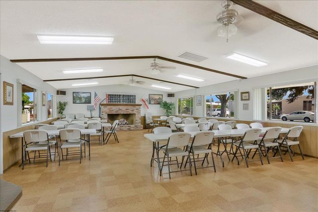 3100 Celebrity Ln, Modesto, CA 95350