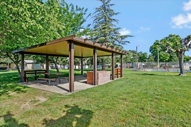 3100 Celebrity Ln, Modesto, CA 95350