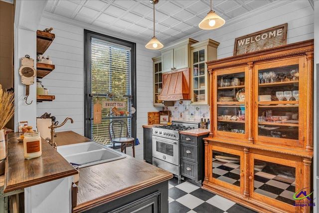 108 Howard Street, Byron, GA 31008