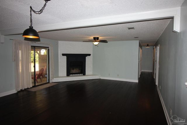 9719 Hollowbrook Dr, Pensacola, FL 32514