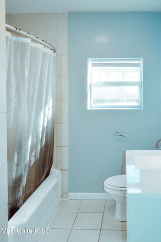 194 Hoxie Street, Biloxi, MS 39530