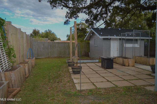 194 Hoxie Street, Biloxi, MS 39530