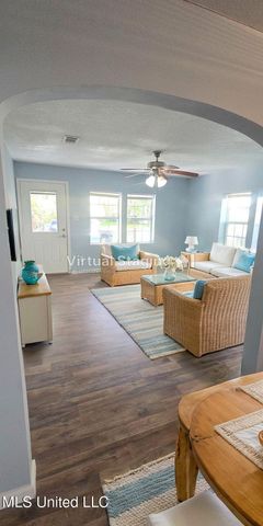 194 Hoxie Street, Biloxi, MS 39530