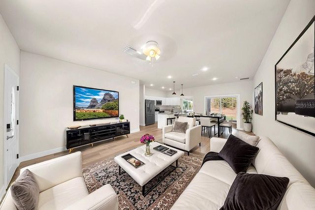 15062 SW 63RD COURT ROAD, Ocala, FL 34473