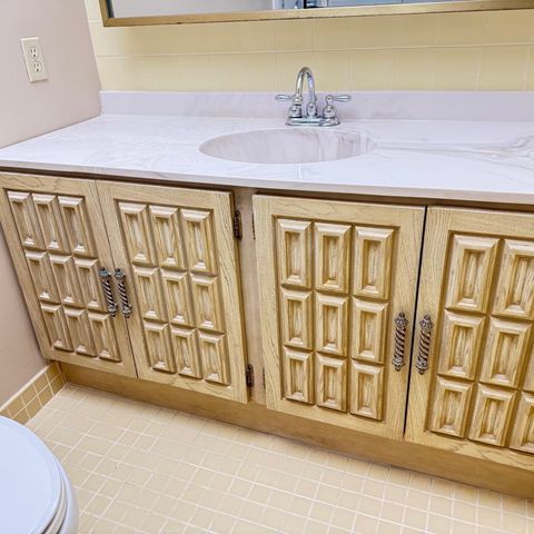 406 Paradise Rd 1C, Swampscott, MA 01907