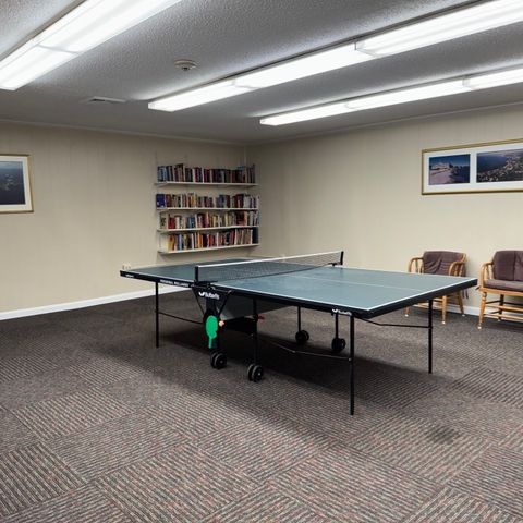 406 Paradise Rd 1C, Swampscott, MA 01907