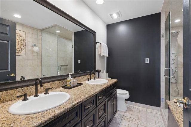 930 N Clark Street I, Chicago, IL 60610