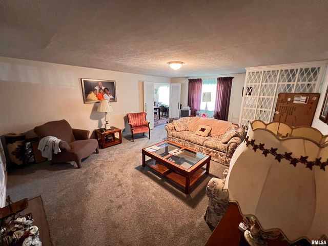 810 E 7TH Street, Centralia, IL 62801