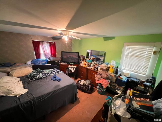 810 E 7TH Street, Centralia, IL 62801