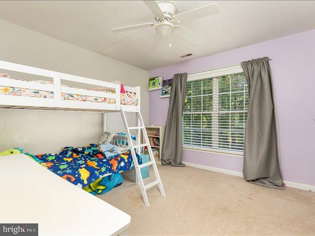209 E A ST, Purcellville, VA 20132