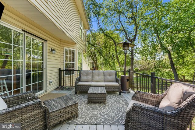209 E A ST, Purcellville, VA 20132
