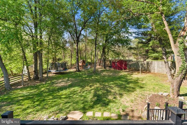 209 E A ST, Purcellville, VA 20132