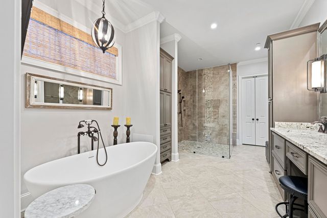 7868 EDMONTON PARK LN, Germantown, TN 38138