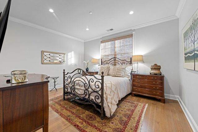 7868 EDMONTON PARK LN, Germantown, TN 38138