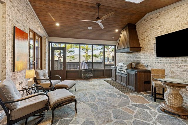 7868 EDMONTON PARK LN, Germantown, TN 38138