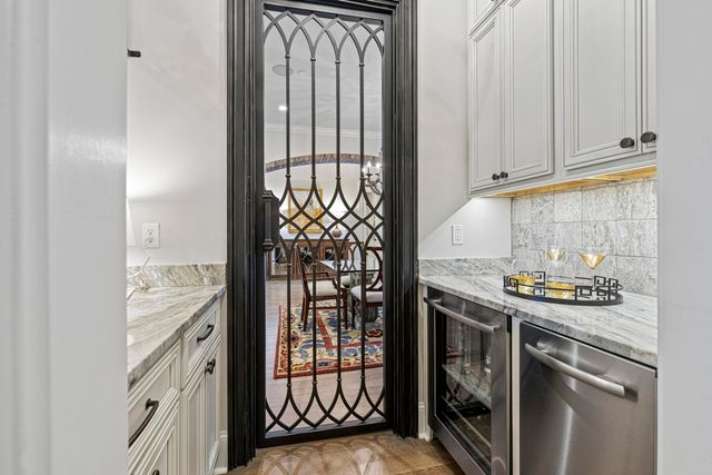 7868 EDMONTON PARK LN, Germantown, TN 38138