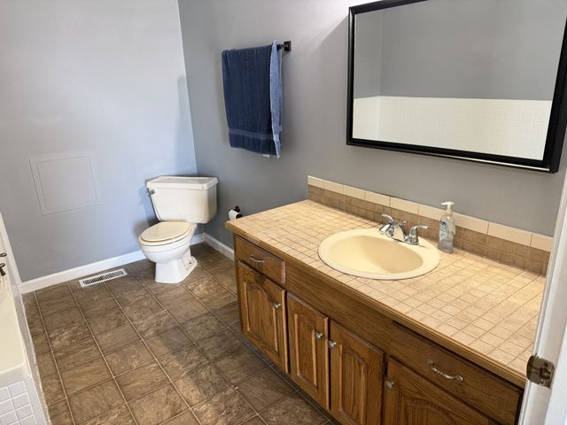 127 Michael Cir, Lawrenceburg, TN 38464