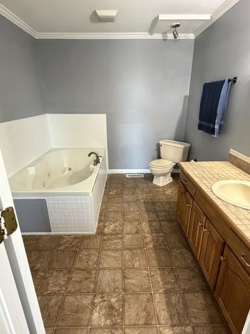 127 Michael Cir, Lawrenceburg, TN 38464