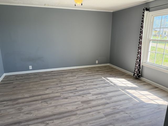 127 Michael Cir, Lawrenceburg, TN 38464