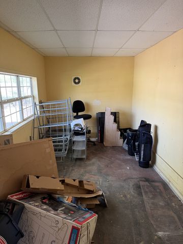 127 Michael Cir, Lawrenceburg, TN 38464