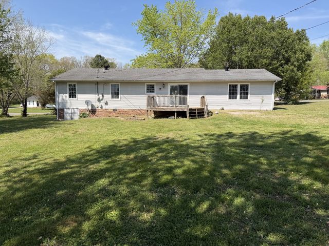 127 Michael Cir, Lawrenceburg, TN 38464