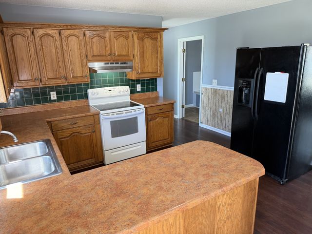 127 Michael Cir, Lawrenceburg, TN 38464