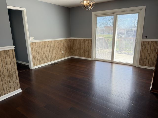 127 Michael Cir, Lawrenceburg, TN 38464