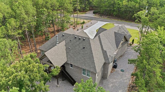 77 Letrista Dr, Hot Springs Village, AR 71909