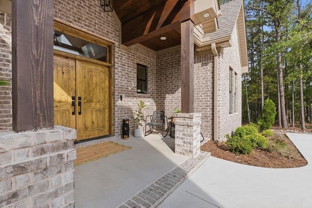77 Letrista Dr, Hot Springs Village, AR 71909