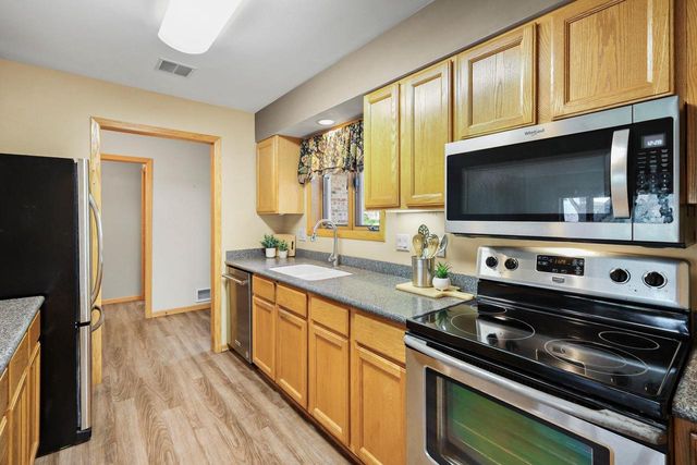 7213 Saukdale Drive, Madison, WI 53717
