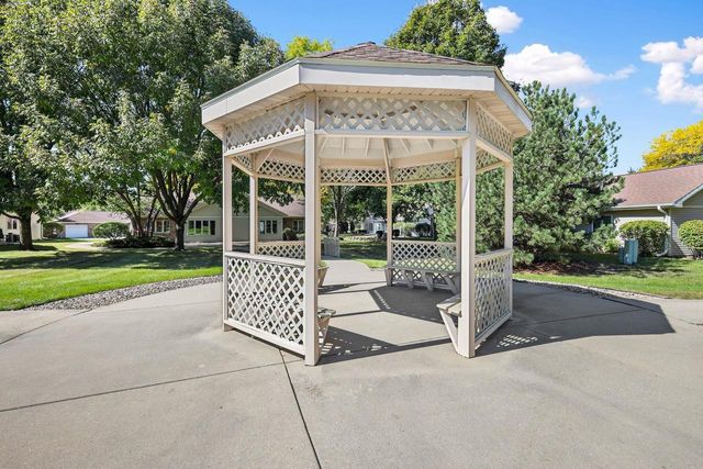 7213 Saukdale Drive, Madison, WI 53717