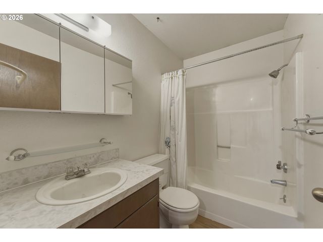 1427 WILKENSON St, Milton Freewater, OR 97862