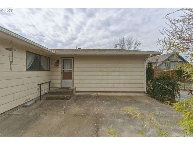 1427 WILKENSON St, Milton Freewater, OR 97862