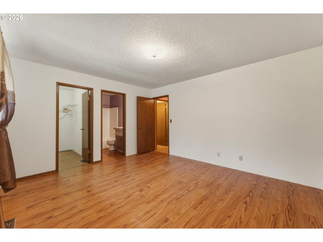 1427 WILKENSON St, Milton Freewater, OR 97862