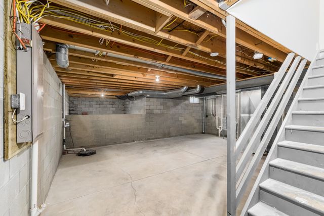 5012 Gore Street, Canal Winchester, OH 43110