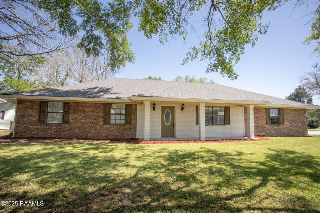 140 Saint Leo Street, Opelousas, LA 70570