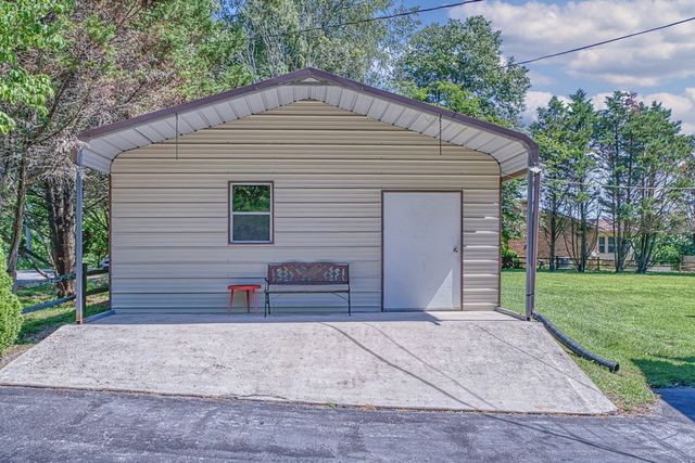 2085 Herbert Garrett Rd, Cookeville, TN 38506