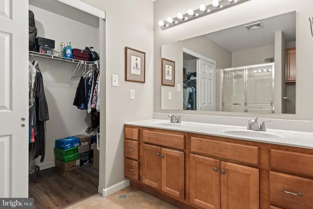 20 HARDY CT, Lancaster, PA 17602