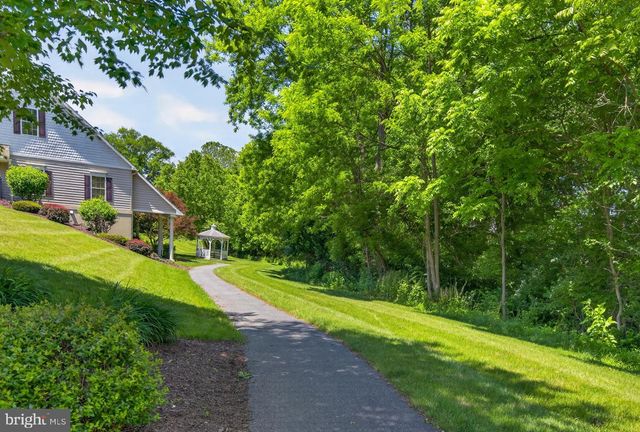 20 HARDY CT, Lancaster, PA 17602